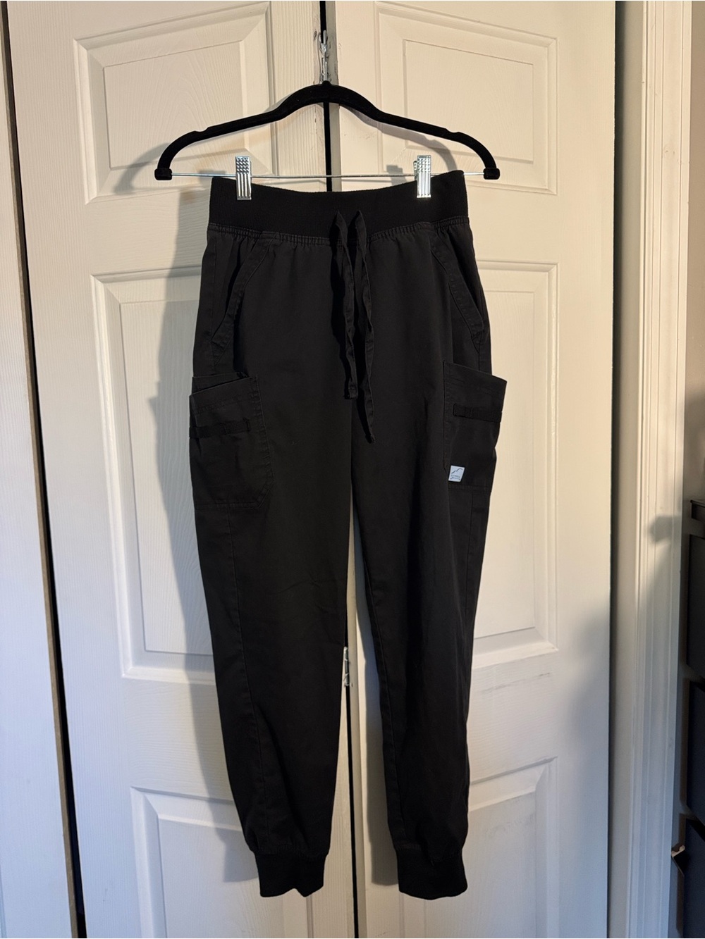 Butter-soft Stretch Scrubs Black Jogger Pants Size XS petite